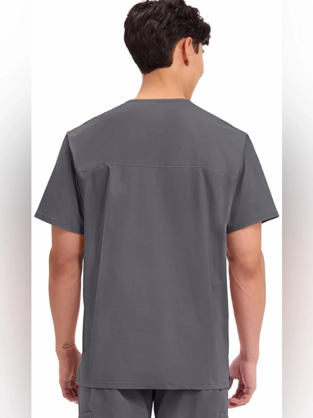 Cherokee Men's V-Neck Scrub Top in Gray workwear